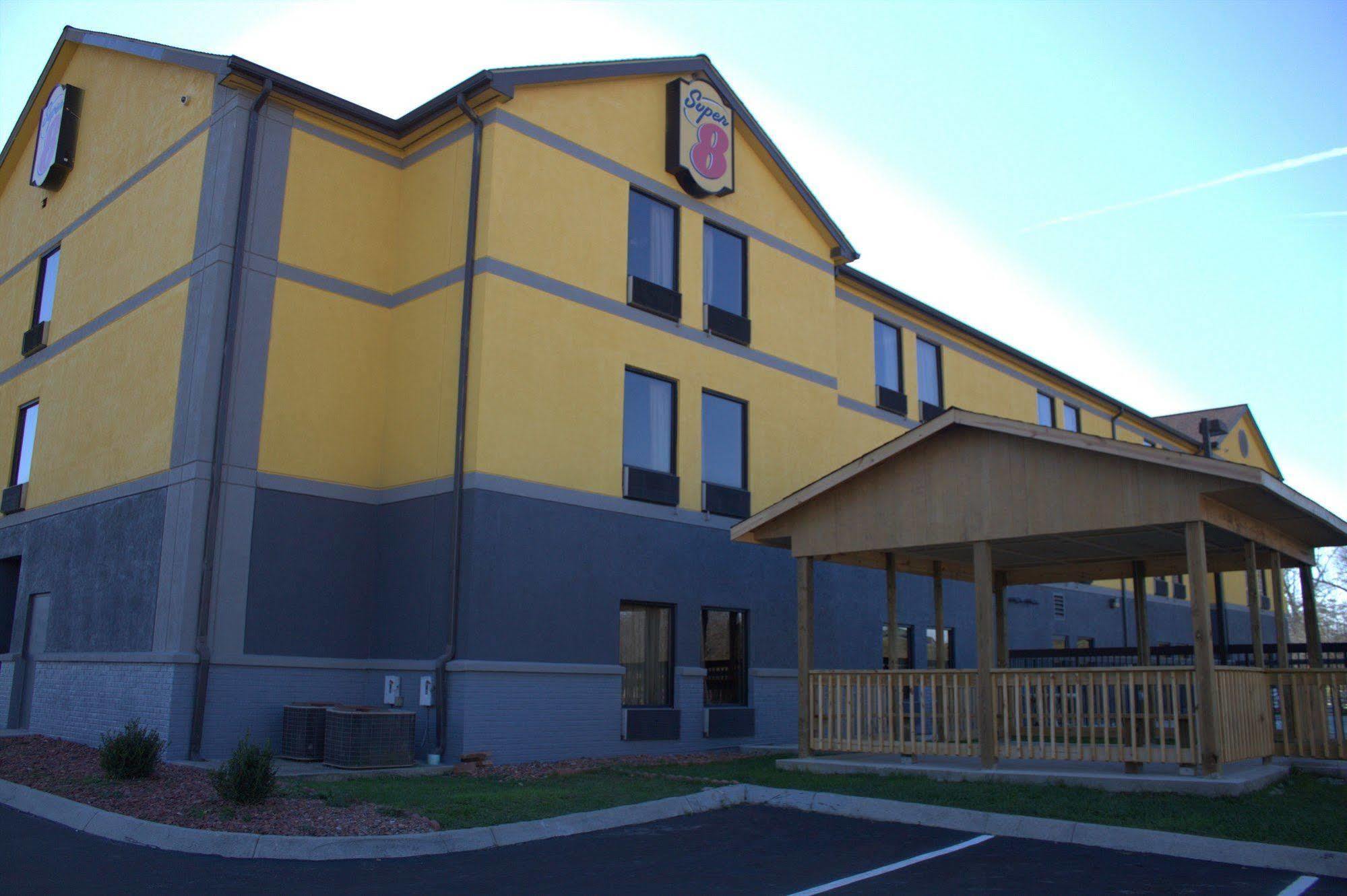 Super 8 By Wyndham Crossville Tn Zewnętrze zdjęcie